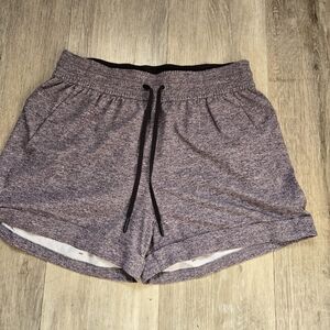 Lululemon Spring Break Away Short Size 6
